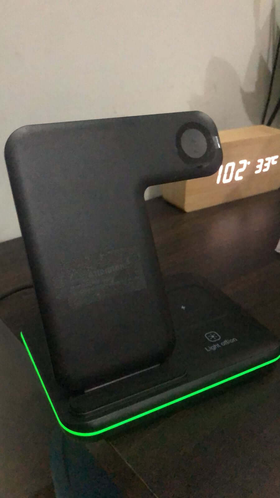 Wireless Charger for iPhone, Samsung & Apple Watch